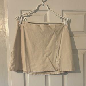 American Eagle Outfitters Cream Skort